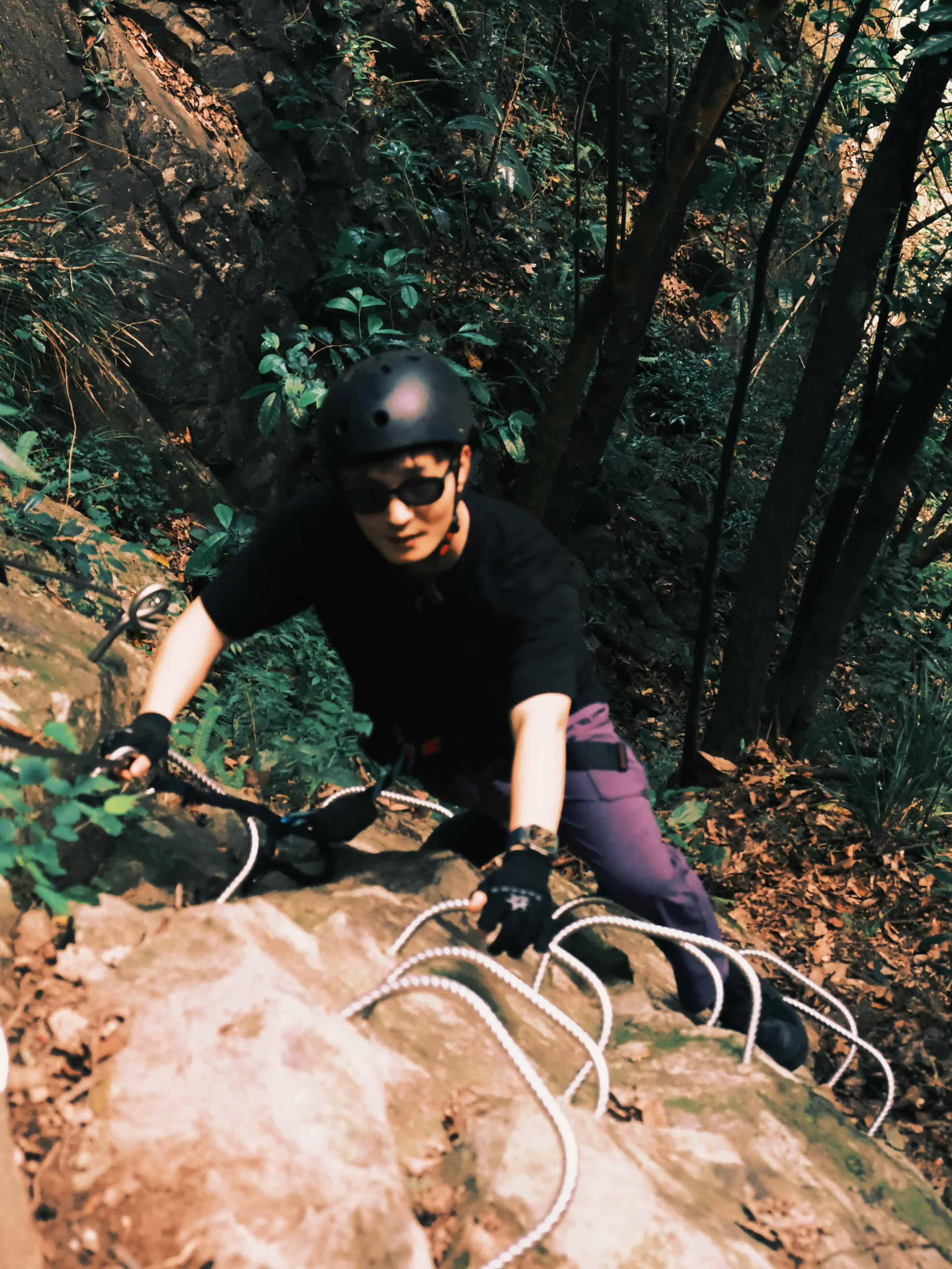 飞拉达:爬了300米,累出半条命-Limihu's Blog